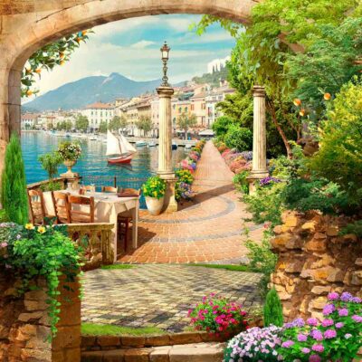 ALIPRINT Jardin méditerranéen pittoresque avec terrasse, vue sur lac turquoise et montagnes, idéal pour papier peint paysage, ambiance détente et voyage. Algerie