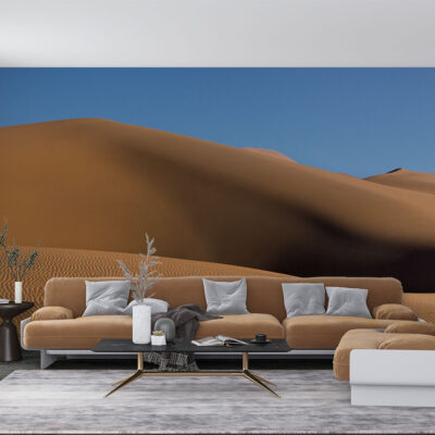 ALIPRINT Papier peint désert saharien moderne dans un salon élégant, ajoutant une touche exotique et chaleureuse. Décoration intérieure tendance et inspirante. Algerie